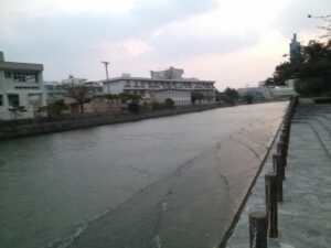 コチが釣りたくて安謝川河口 (1)